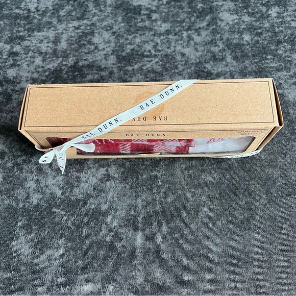 NWT Rae Dunn Mommy and Me Sock Set of 6 - Picture 3 of 9